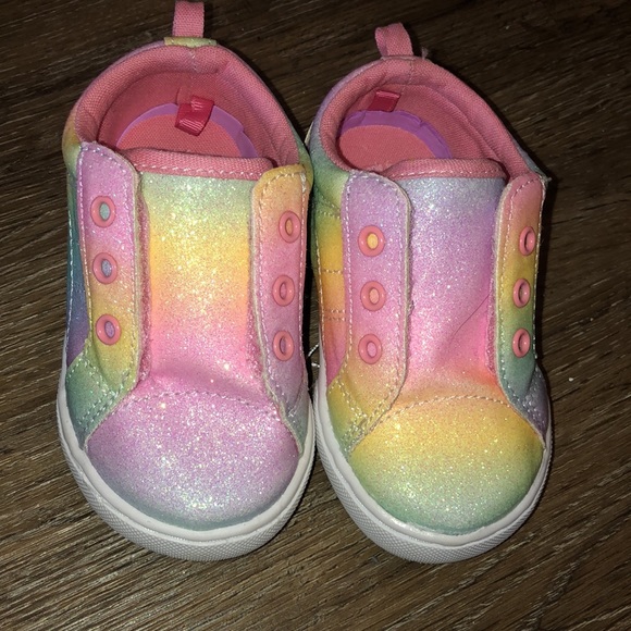 Toddler sneakers - Picture 2 of 4